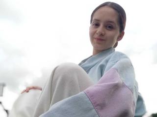 Lásd a LesleyGray teljes profilját