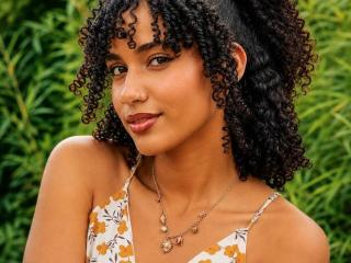 انظر إلى الملف المفصل لـ CinthiaWalker
