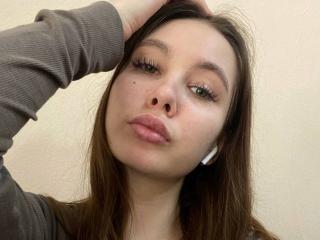 См. подробные сведения о модели KarleenTallas