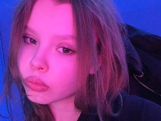 См. подробные сведения о модели CheliaFloerke