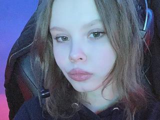 См. подробные сведения о модели CheliaFloerke