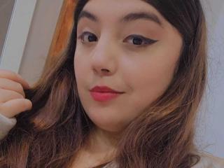 Ver la ficha detallada de RoxannDiaz