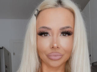 Ver la ficha detallada de MoniqueBliss