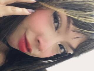 IsisNovafg's Model Profile