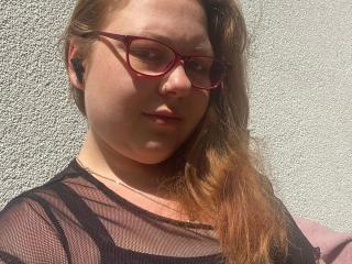 Ver la ficha detallada de NymphoPrincessBi-hot