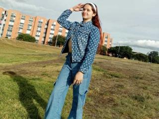 LesleyGray's Model Profile