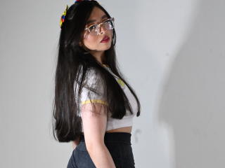 EvaMcAllister's Model Profile