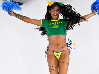 EmmaEbony's Model Profile