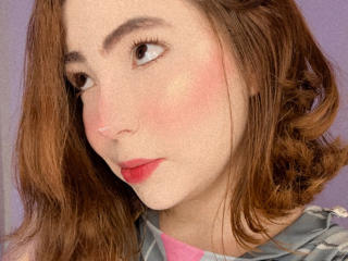 LizyPortman's Model Profile