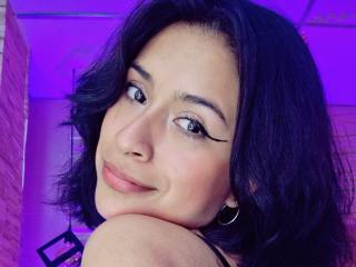 RoxanneHan's Model Profile
