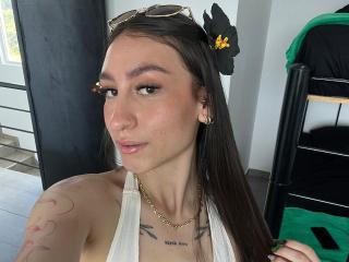 Δείτε την λεπτομερή καρτέλα του MaddyCarina