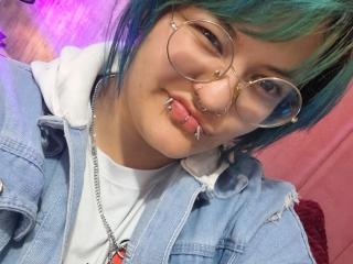 Ver la ficha detallada de LuckyLeahh