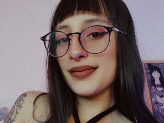 Ver la ficha detallada de TatsumiLee