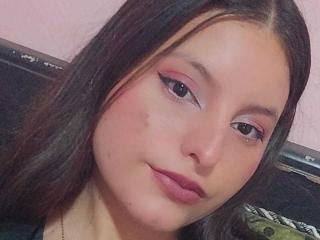 Voir la fiche détaillée de LoveHeidyLove