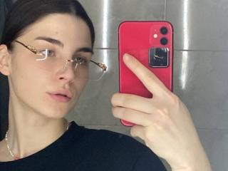 Voir la fiche détaillée de ChristiniaMarian