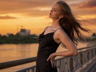 CatherinBonson's Model Profile