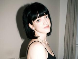 Liliit's Model Profile