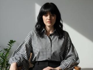 Liliit's Model Profile
