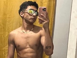 JaredHt's Model Profile