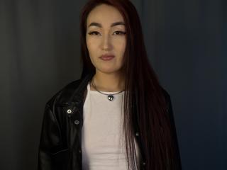 AmaliaHands's Model Profile