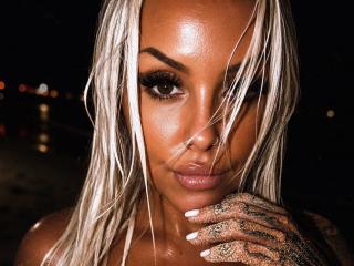 CocoSky-hot's Model Profile