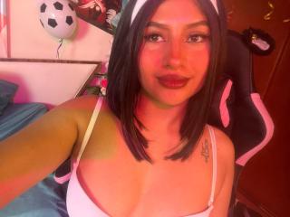 Ver la ficha detallada de ZarayWhitMoreLove