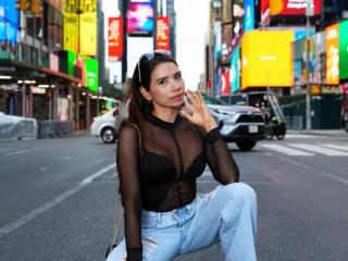 Bellasweeth's Model Profile