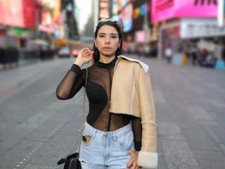 Bellasweeth's Model Profile