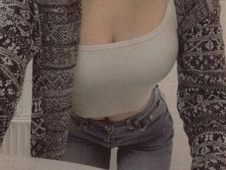 Ver la ficha detallada de HannahSummer-hot