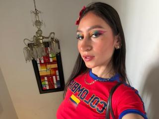 Ver la ficha detallada de MaddyCarina