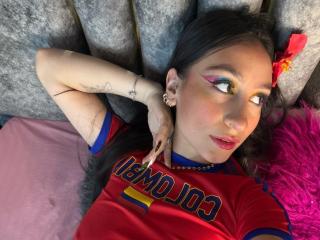 MaddyCarina's Model Profile