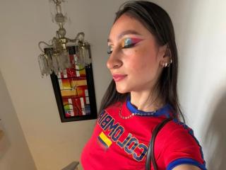 Ver la ficha detallada de MaddyCarina
