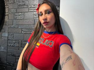 Ver la ficha detallada de MaddyCarina