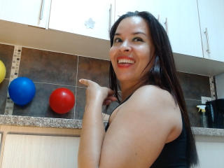 LizethBells's Model Profile
