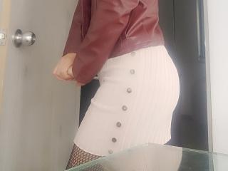 CamilleRiver's Model Profile