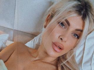 SalmaRoze's Model Profile