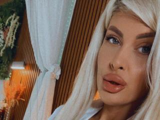 SalmaRoze's Model Profile