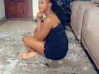 Yemaya33-hot's Model Profile