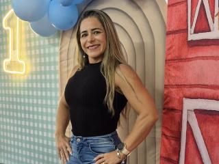 CarollineBer's Model Profile