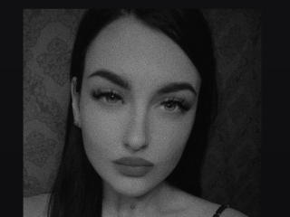 KellyJeanie's Model Profile