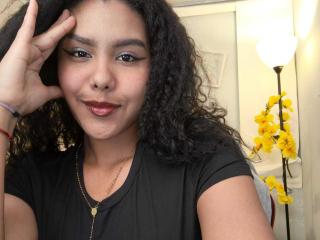 AriaVega's Model Profile