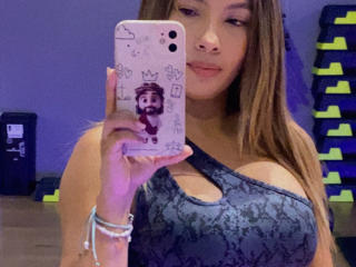 KendraMiler's Model Profile