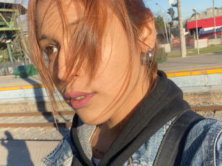 Ver la ficha detallada de KiaraHernandezX