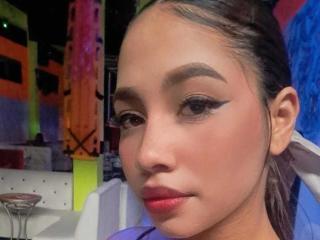 Se dtaljerede oplysninger for LovelyColombiaAngel