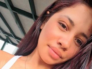 Ver la ficha detallada de LovelyColombiaAngel