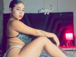 Ver la ficha detallada de LovelyColombiaAngel