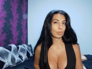 Se dtaljerede oplysninger for BrunetteBabe69