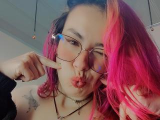 Se dtaljerede oplysninger for NatashaLau