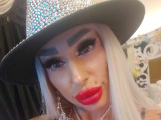 Ver la ficha detallada de HotSmokingBabe69x
