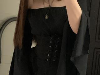 Se dtaljerede oplysninger for BreanaAdina